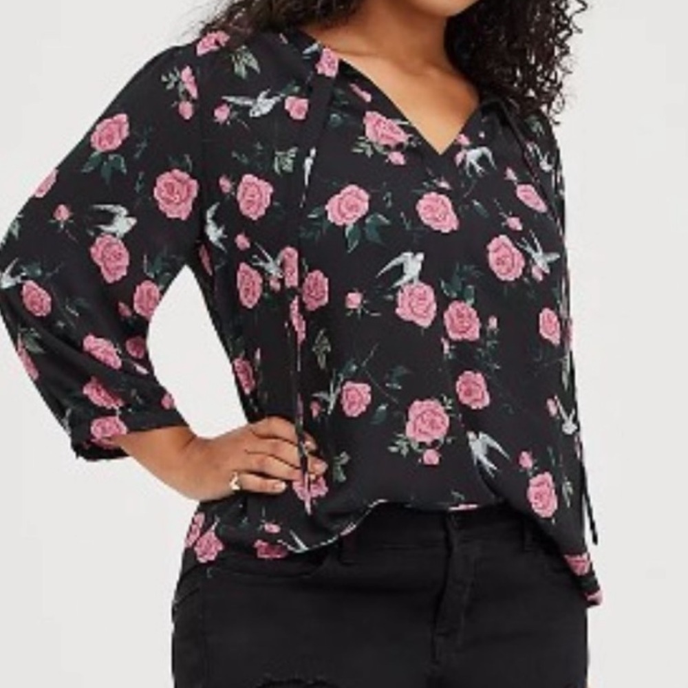 Torrid Floral Bird Print Georgette Tie Neck Blouse Black 5X